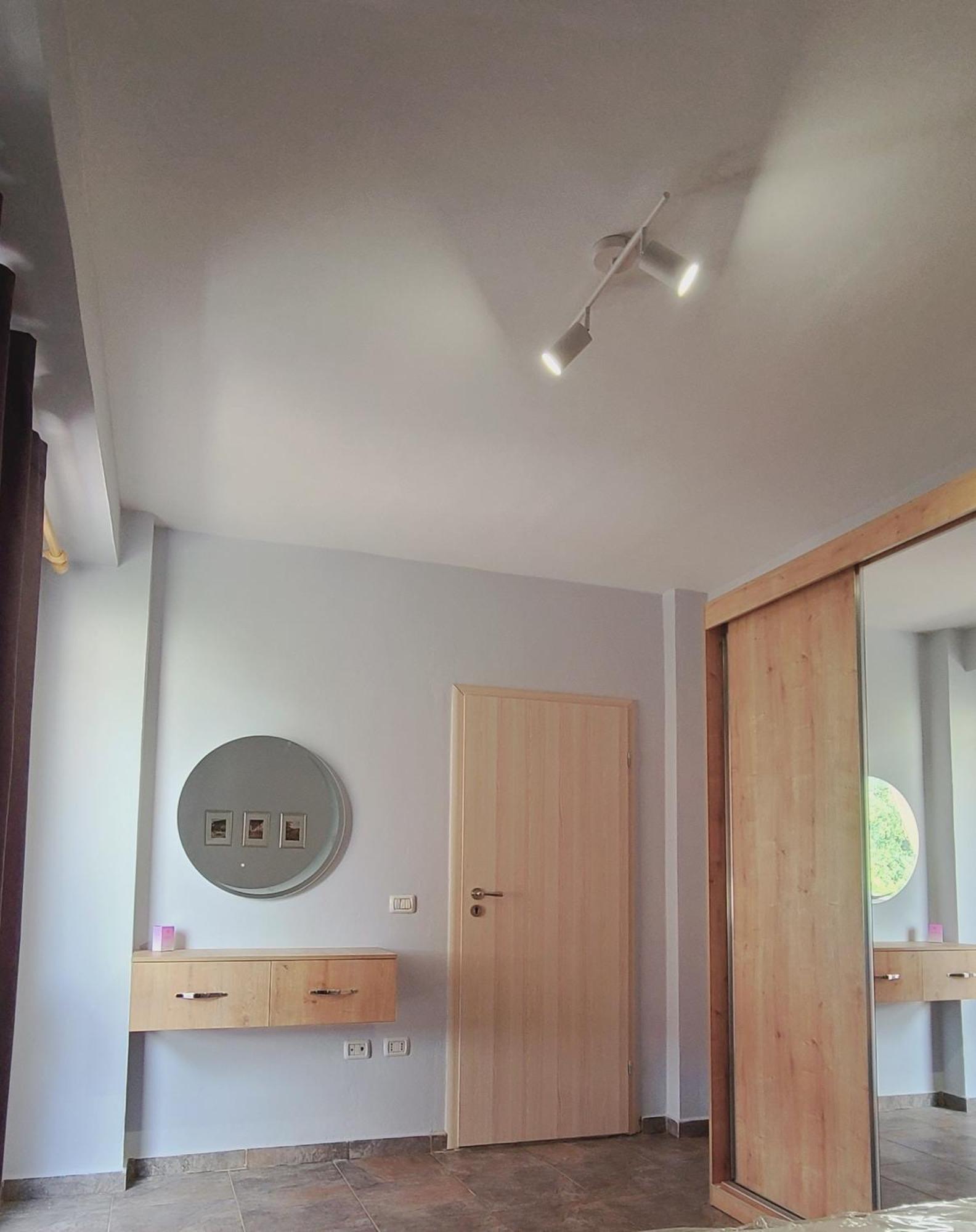 Leones Apartament Тирана Экстерьер фото